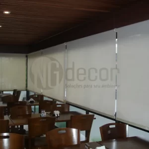 CORTINA ROLÔ DE SACADA - TELA SOLAR 1%